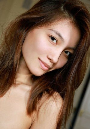 Topless Asian Beach Beauty - Asian Babes Pics - naked asian girls