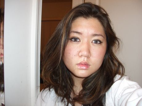 random azian girls inc a couple hardcore pics and a cello