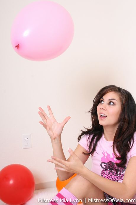 Shoes and balloons 2