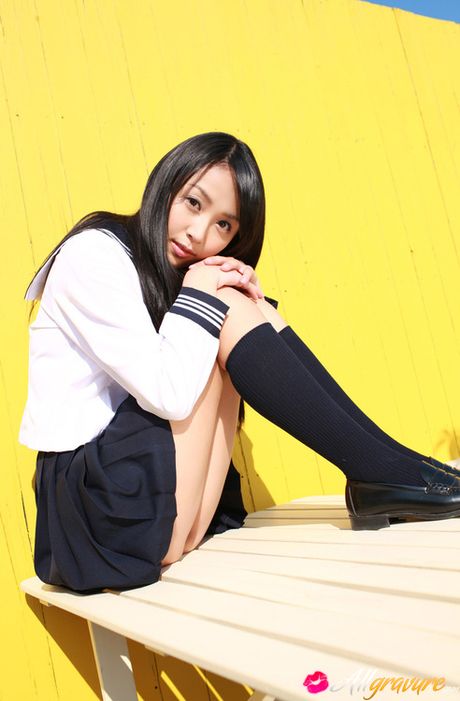 Miyu Watanabe Asian in school uniform loves rubbing cunt of ball