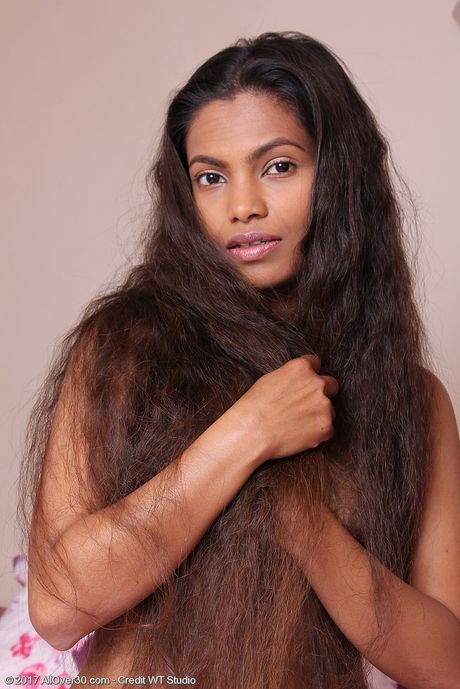 Asian mommy Alishaaa Mae unveils her big melons and hairy cunt in a solo