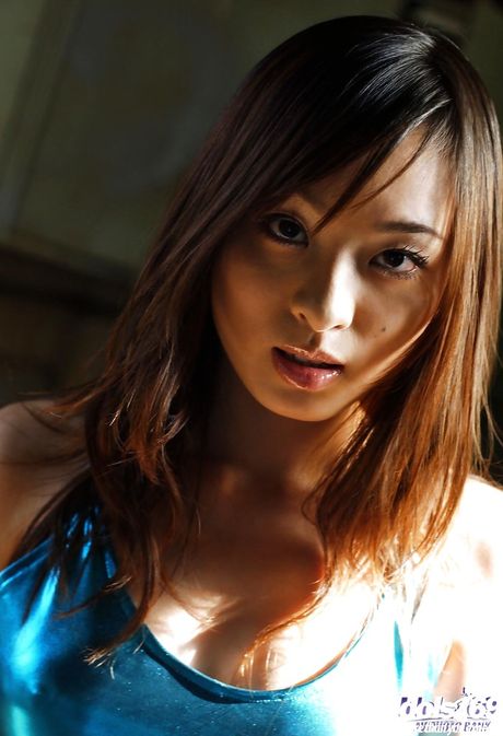 Shapely japanese teen Hikaru Koto exhibiting big knockers and pussy