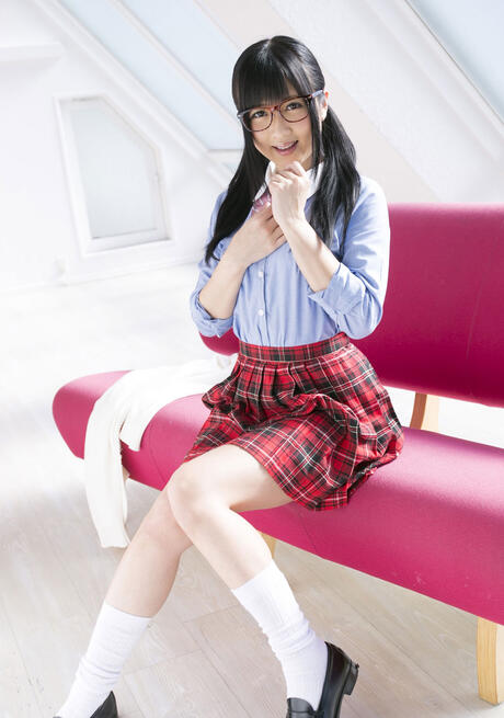 Asian in Glasses Pics